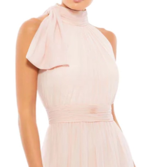 MAC DUGGAL SZ 10 HIGH NEXK CHIFFON GOWN. NWT color Blush pink - Picture 4 of 6